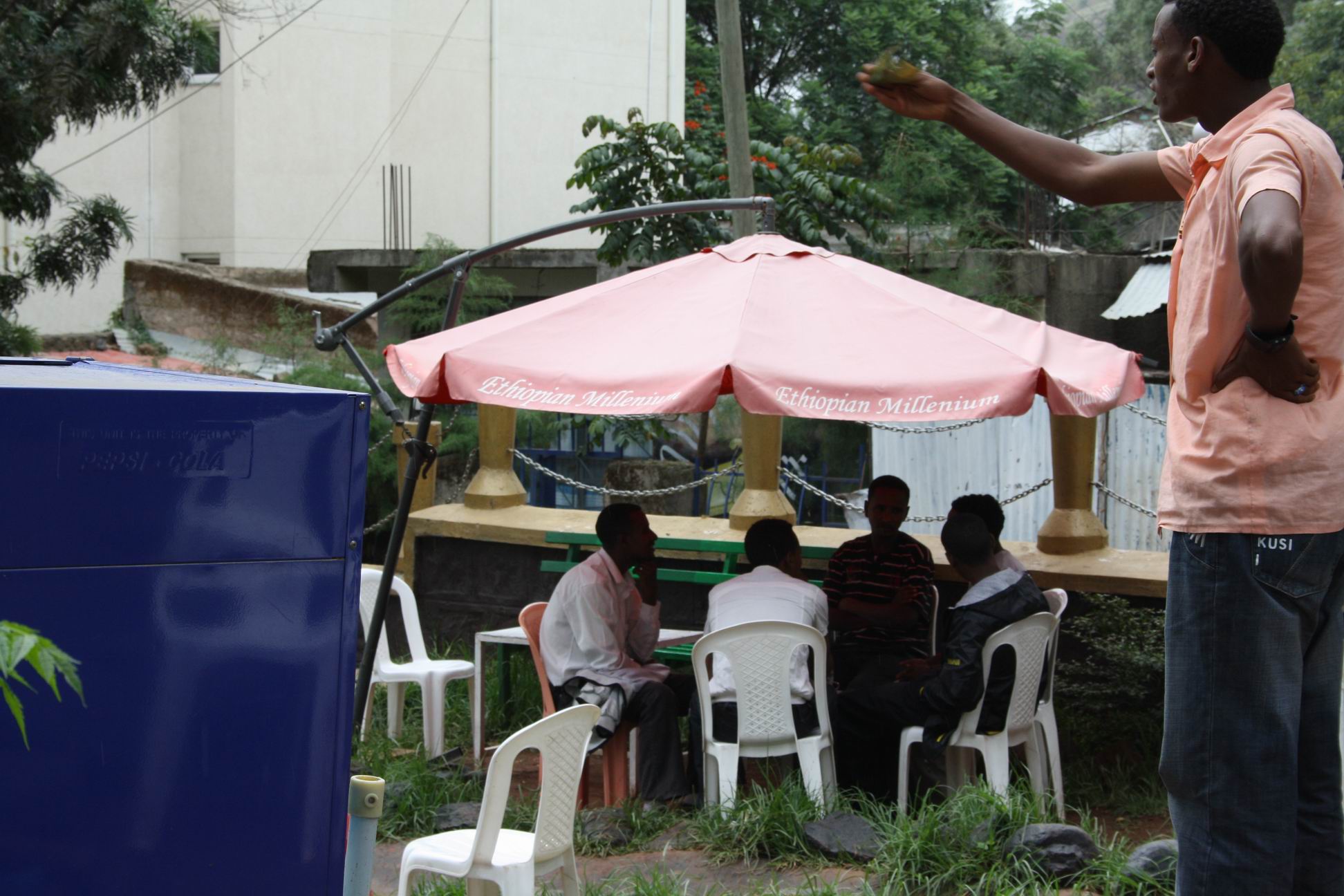 Ławeczka po etiopsku